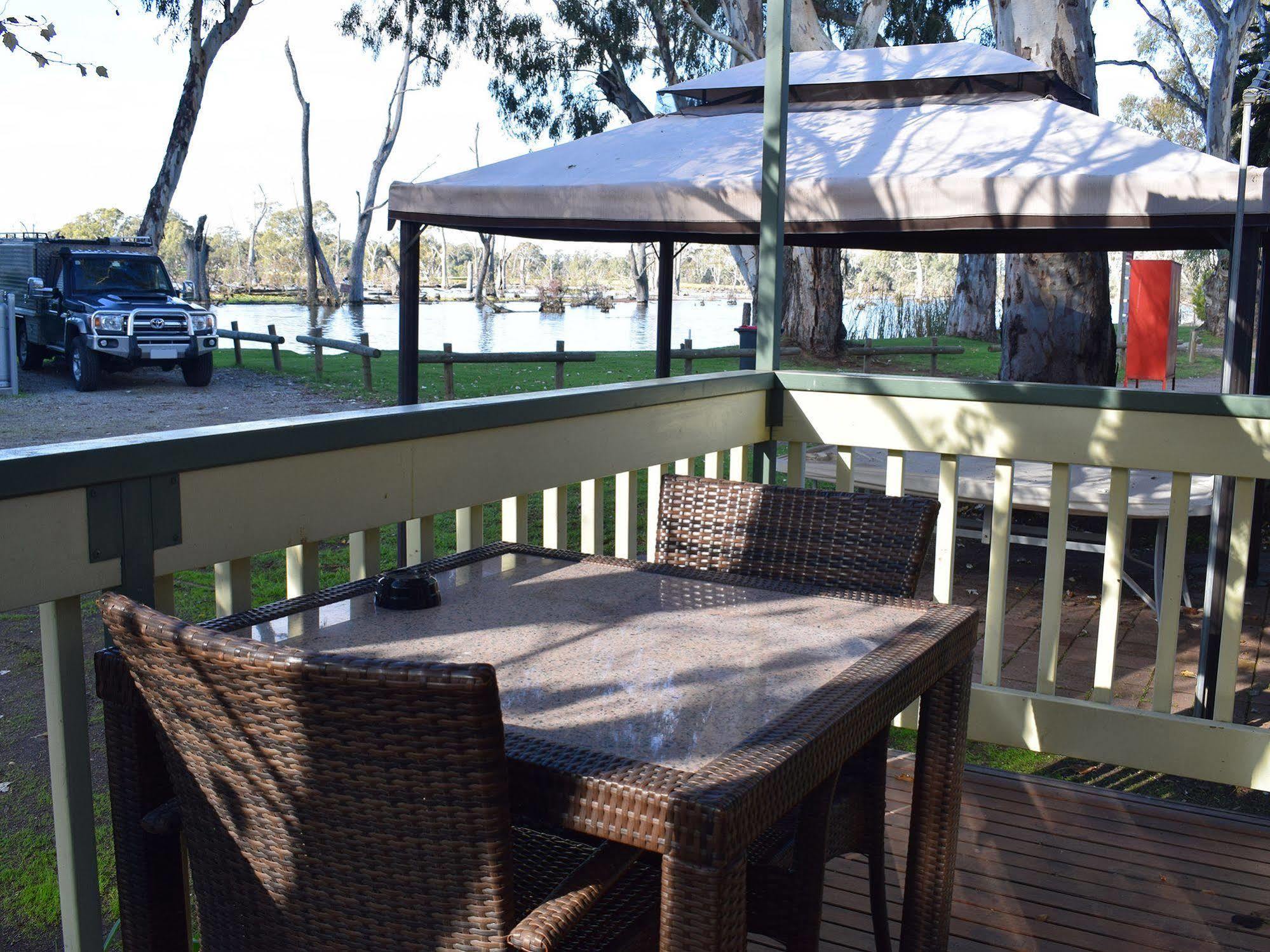 Cohuna Waterfront Holiday Park Exterior photo